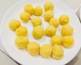 Hình bước làm 6 của món Bánh hoa sen ngàn lớp