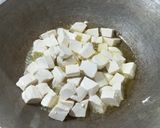 Foto langkah ke 1 dari resep Tumis Bunga Turi Putih dan Tahu Lombok.
