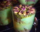 صورة لخطوة 1 من وصفة مهلبية فستق الحلبي بالبسبوسةPistachio pudding with basbousa