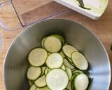A picture of step 1 of 🥒 Courgette namul - Korean taste.