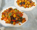 Foto del paso 2 de la receta: Tartitas rellenas de pisto y sobrasada
