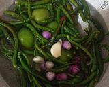 Foto langkah ke 3 dari resep Sambal Lado Hijau Khas Padang.