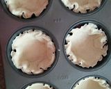 A picture of step 5 of Mince Pizza Cups.