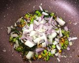 A picture of step 6 of South Indian Rava Upma.