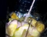 A picture of step 1 of Apple/Banana🍎🍌 smoothie.
