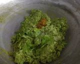 A picture of step 3 of Lilva kachori.