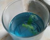 A picture of step 5 of Butterfly pea flower Drink.