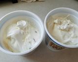 A picture of step 3 of Strawberry Frozen Yoghurt.