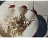 A picture of step 7 of Jau Gok Peanut Puff Dumpling.