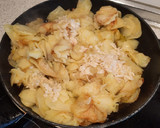 Foto del paso 5 de la receta: Patatas al ajo cabañil