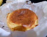 A picture of step 8 of Basque Cheesecake.