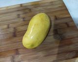 A picture of step 7 of Crispy potato wedges with spicy mango sauce.