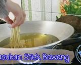 Foto langkah ke 10 dari resep Stik bawang renyah gurih tanpa telur.