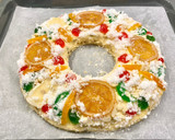 Foto del paso 6 de la receta: Roscón de reyes relleno con frutas confitadas y nata “sin gluten “