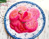 Foto langkah ke 4 dari resep Pancake Buah Naga.