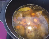 Foto del paso 4 de la receta: Pollo con garbanzos (potaje)