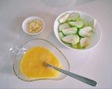 Foto langkah ke 1 dari resep Sop Oyong Telur.
