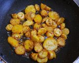 अरबीची भाजी (arbichi bhaji recipe in marathi) रेसिपी स्टेप 2 फोटो