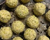 A picture of step 3 of Ovenbaked Broccoli falafels.