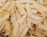 स्पाइसी रेड सॉस पास्ता (spicy red sauce pasta recipe in Hindi) रेसिपी चरण 5 फोटो