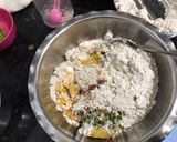 A picture of step 1 of Khichdi Thepla.