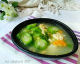 Foto langkah ke 5 dari resep Oyong Kuah Telur.