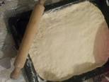 Foto del paso 2 de la receta Pizza casera de roquefort🍕(con harina pureza c/ levadura)