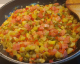 Foto del paso 5 de la receta: Pisto en revuelto