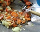 Foto langkah ke 2 dari resep *Capcay Goreng*.
