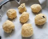 Foto del paso 1 de la receta: Coquitos sin azúcar 🥥