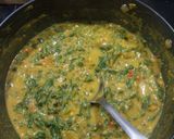 A picture of step 3 of Lasooni palak.