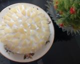 A picture of step 3 of Pineapple cake.