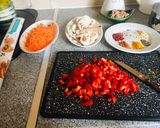 Foto del paso 1 de la receta: Briwat rellenas con verduras y atún🥟🥠