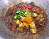 Foto langkah ke 6 dari resep Sambal Goreng Kecap Ati Kentang.