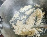 A picture of step 1 of Semolina Halwa.