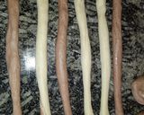 Foto del paso 5 de la receta: Aros de pan bicolor