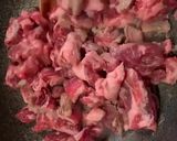伊比利豬肩肉炒洋蔥的食譜步驟2照片