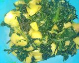 A picture of step 1 of Aloo palak.