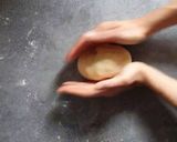 Une image de l'étape 15 de Buns au saumon et épinards.