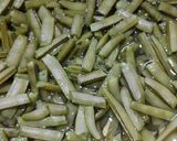 ગુવાર ઢોકળી (Guvar Dhokli Recipe in Gujrati) રેસીપી સ્ટેપ1ફોટો