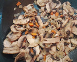 Foto del paso 1 de la receta: Salsa se champiñones para pasta
