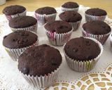 Foto langkah ke 5 dari resep Chocolate Chips Cupcakes.