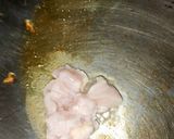 Gambar langkah 2 resipi Nasi Goreng (Guna Perencah Garlic Bharta).