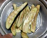 A picture of step 12 of Fry Baigan (Brinigal).