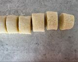 Foto del passaggio 2 della ricetta Kroppkakor - gnocchi ripieni svedesi