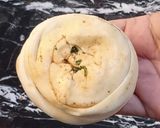 A picture of step 6 of Masala Paratha.
