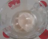 Foto del paso 1 de la receta: Panacotta de vainilla con coulis de guayaba