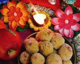 बेसन के लड्डू(besan k laddu recipe in Hindi) रेसिपी चरण 4 फोटो