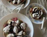 Hình bước làm 1 của món Funnel cake