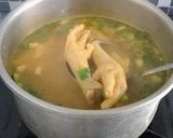 Foto langkah ke 4 dari resep Soto Ceker Lamongan.
